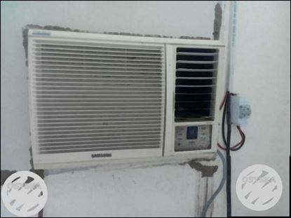 White Samsung Window-type Air Conditioner