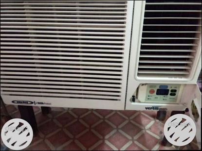 Good condition good cooling. 1.5 ton ac