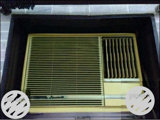 Beige General Brand Window-type AC