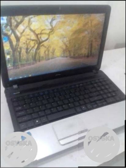 Acer i3 2nd gen 500 hard disk 4gb ram ..