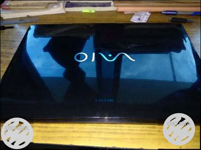 Sony vaio i3 laptop 4 gb ram . Good condition