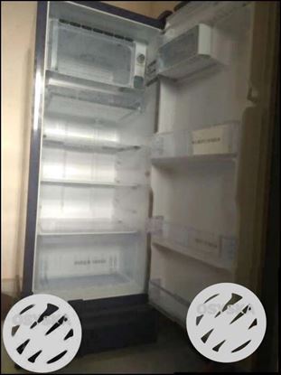 White Single-door Refrigerator