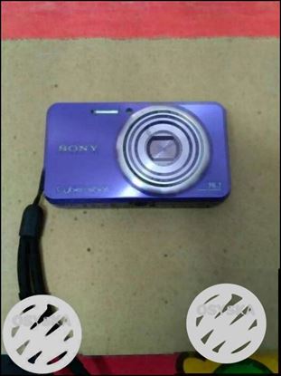 Purple Sony CyberShot Point-and-shoot Camera