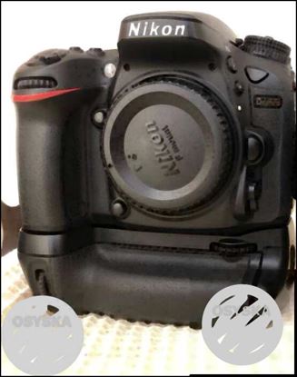 Nikon D7100 with MB D15 battery grip
