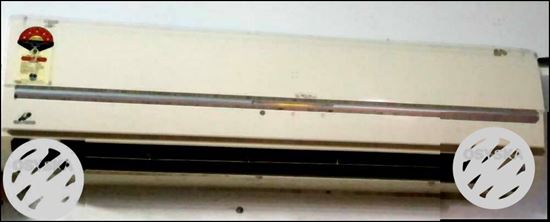 Hitachi 2.2 ton Split Ac with Automatic 7kw voltage stabilizer.