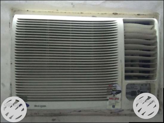 Carrier, DURAKOOL AC. In good condition.