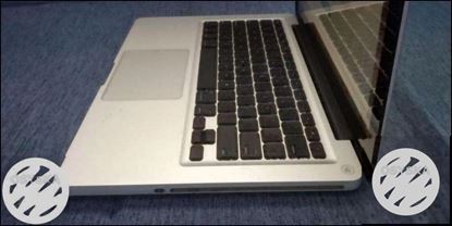 Lite used Apple Mac Book Pro Core i5 4gb 500gb 13.3" Led