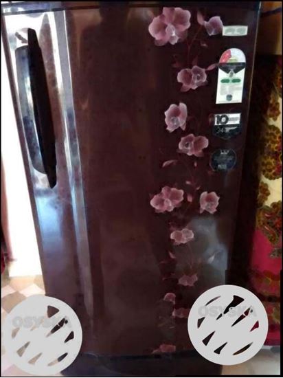 Godrej Fully Condition refrigerator