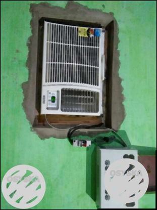 One month old brand new ac 1.5 ton 3star with