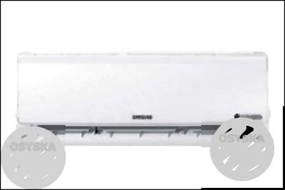 White Samsung Split-type Air Conditioner