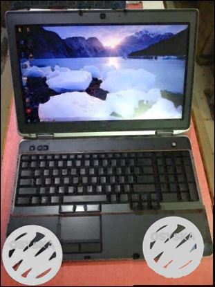 Dell i5-15.6 inch-320GB-4GB ram-2GB Graphics-Numeric keypad Laptop.