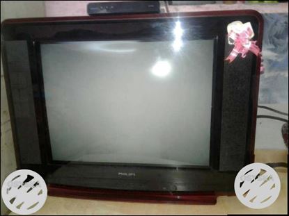 Hi i want to sell my 3 yrs old 24" philips colour