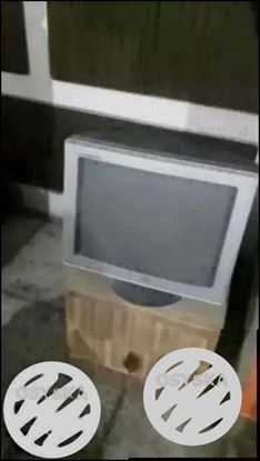 19 inch crt monitor in good condition