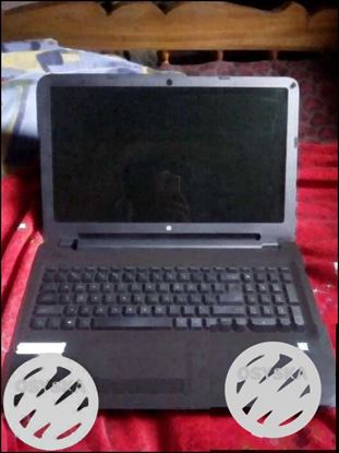 HP AY 525TU laptop 4GB/ 500GB/ W10/ 15.6 HD